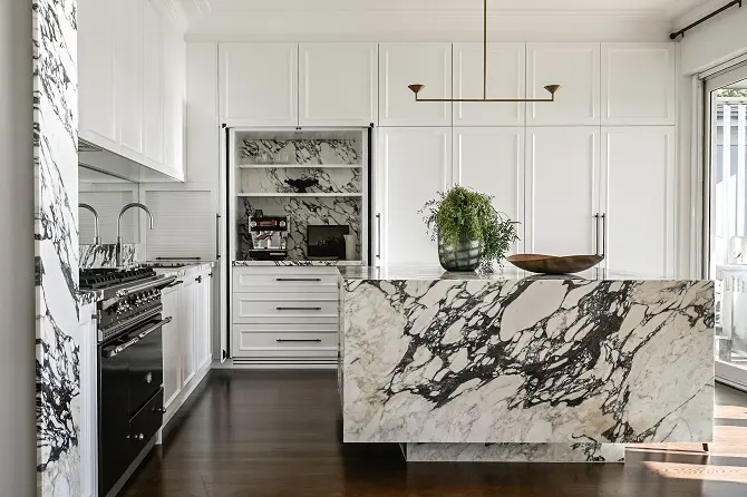 Calacatta viola kitchen